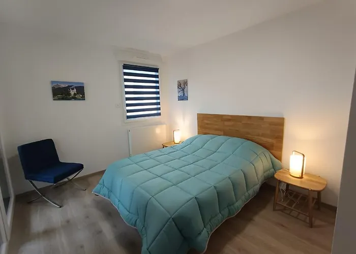 Annecity, Grand A 2 Pas Du Centre D'annecy Apartmán
