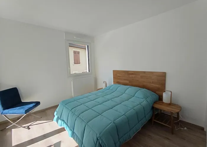 Annecity, Grand A 2 Pas Du Centre D'annecy Apartmán
