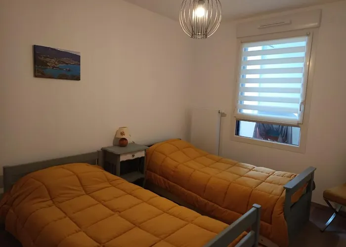 Annecity, Grand A 2 Pas Du Centre D'annecy Apartmán *
