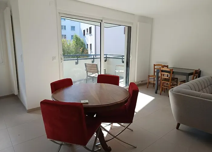 Annecity, Grand A 2 Pas Du Centre D'annecy Annecy